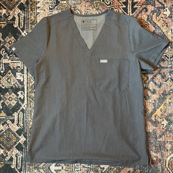 Figs Men's Charcoal V-Neck Tee - Picture 1 of 2